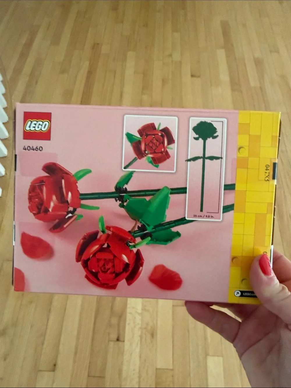 LEGO Red and Green Rose Building Set